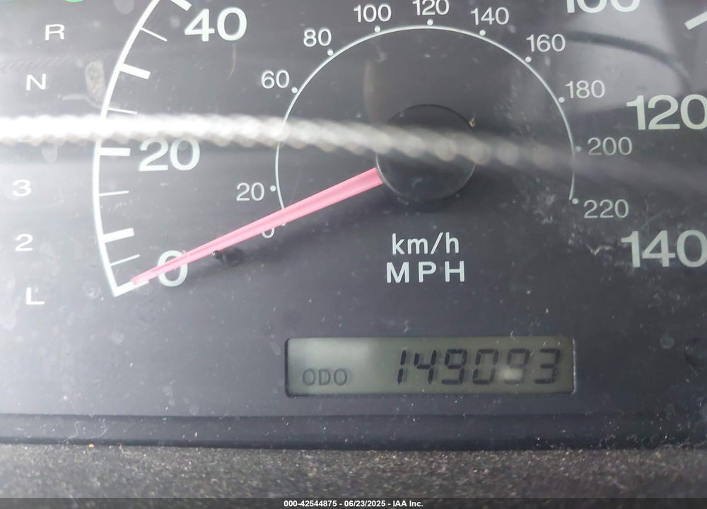 2003 HYUNDAI ELANTRA GLS/GT VIN: KMHDN45D33U576857