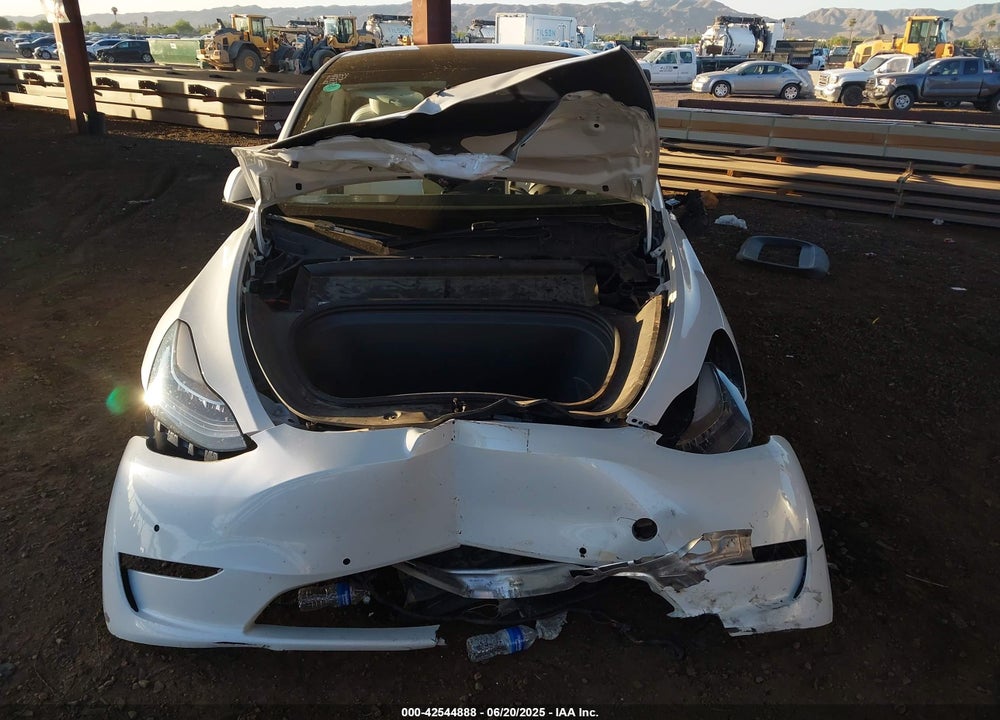 2021 TESLA MODEL Y LONG RANGE DUAL MOTOR ALL-WHEEL DRIVE VIN: 5YJYGDEE0MF264790