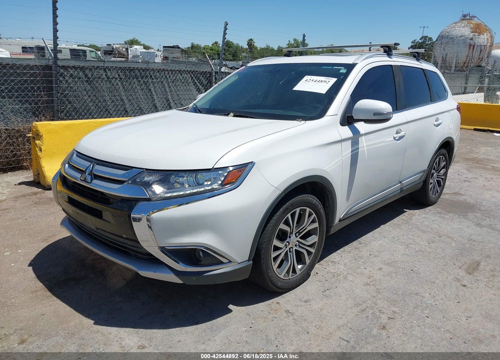 2017 MITSUBISHI OUTLANDER VIN: JA4AZ3A3XHZ013571