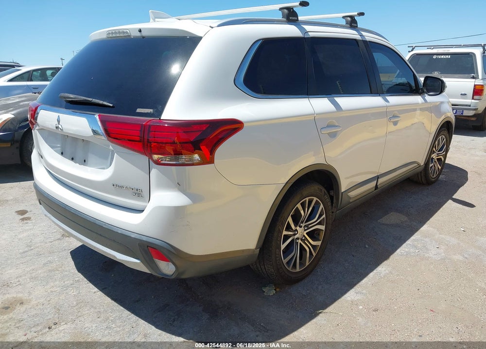 2017 MITSUBISHI OUTLANDER VIN: JA4AZ3A3XHZ013571