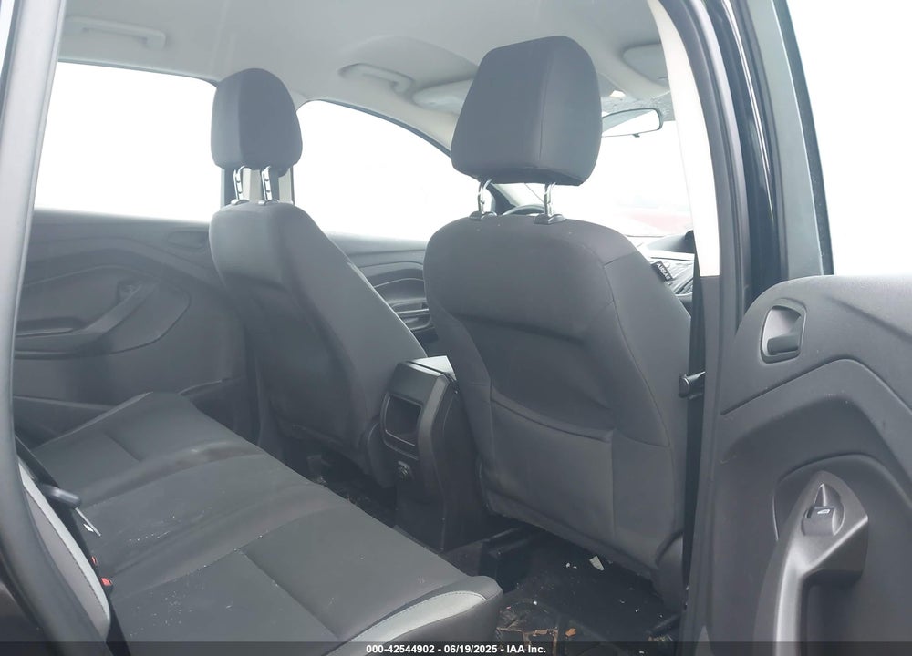 2016 FORD ESCAPE S VIN: 1FMCU0F74GUB65151