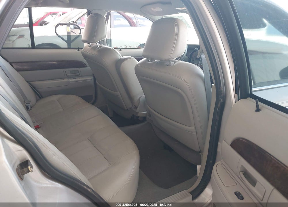 2004 MERCURY GRAND MARQUIS LS VIN: 2MEFM75W24X640334