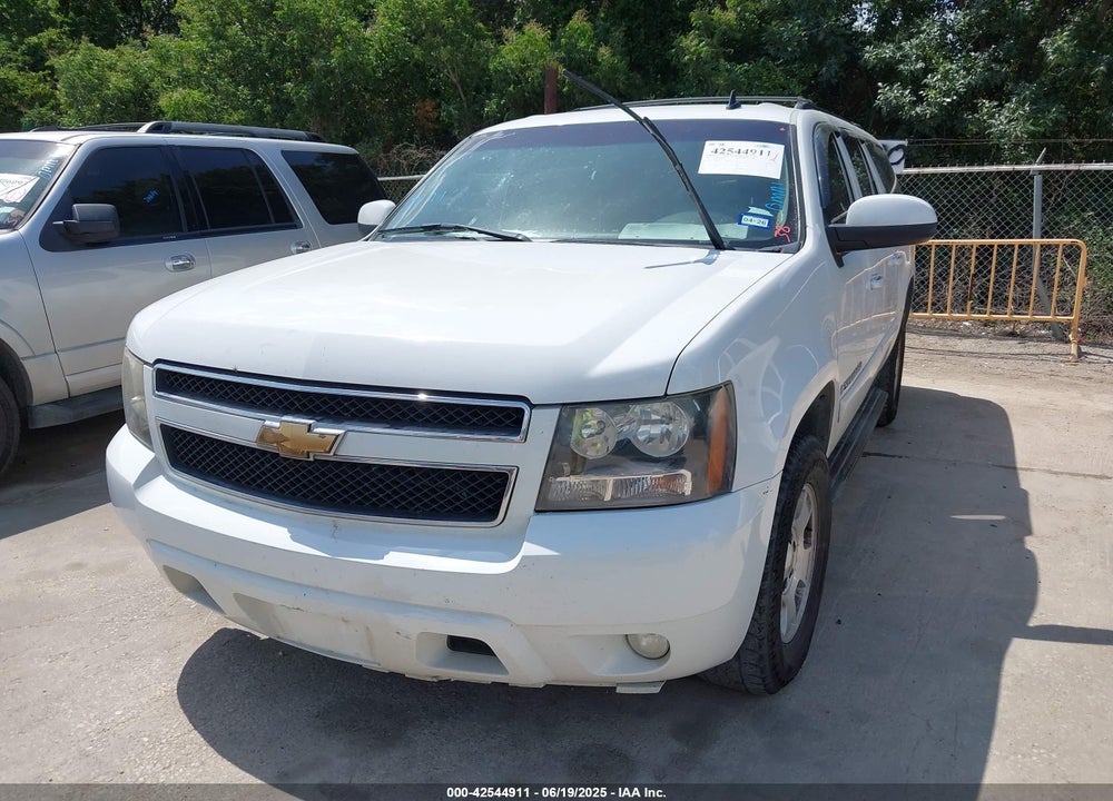 2007 CHEVROLET SUBURBAN 1500 LT VIN: 3GNFC16027G282217