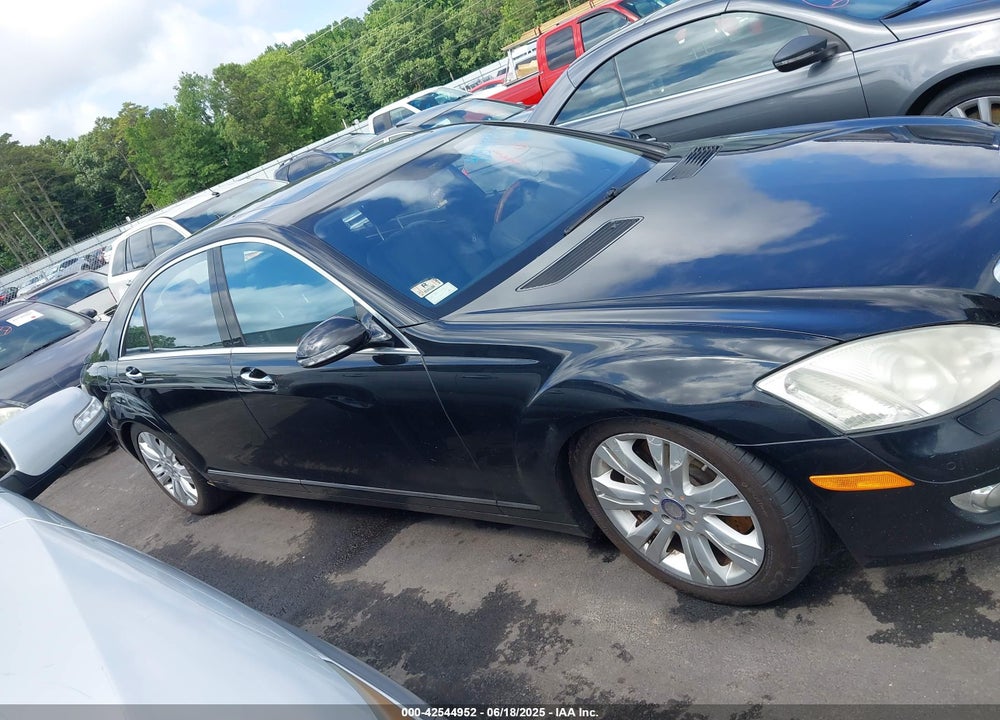 2009 MERCEDES-BENZ S CLASS VIN: WDDNG86X99A255991