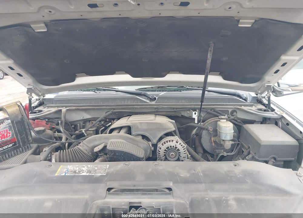 2011 CADILLAC ESCALADE ESV VIN: 1GYS3JEF0BR181757