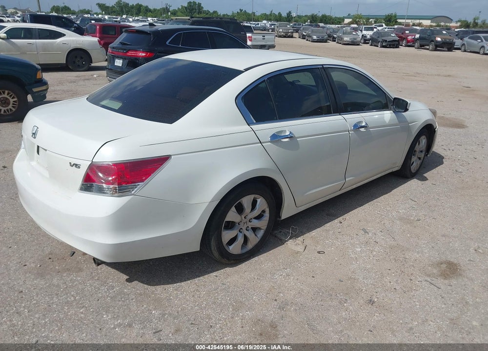 2009 HONDA ACCORD VIN: 1HGCP36759A000714