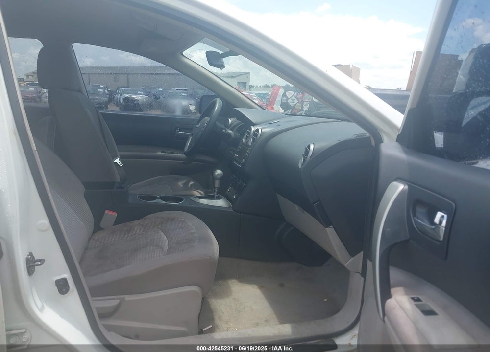 2013 NISSAN ROGUE SV VIN: JN8AS5MT2DW000251