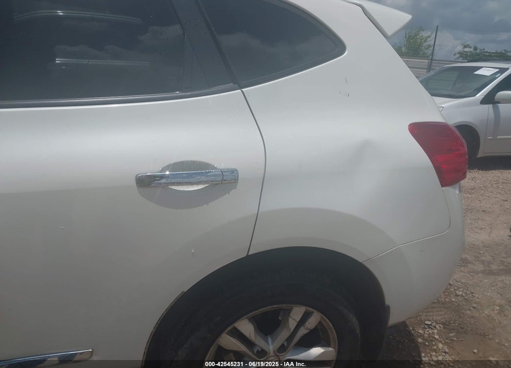 2013 NISSAN ROGUE SV VIN: JN8AS5MT2DW000251