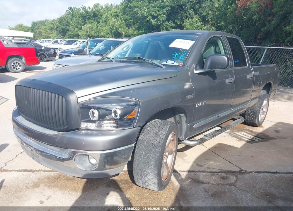 2008 DODGE RAM 1500 VIN: 1D7HA18248J236352