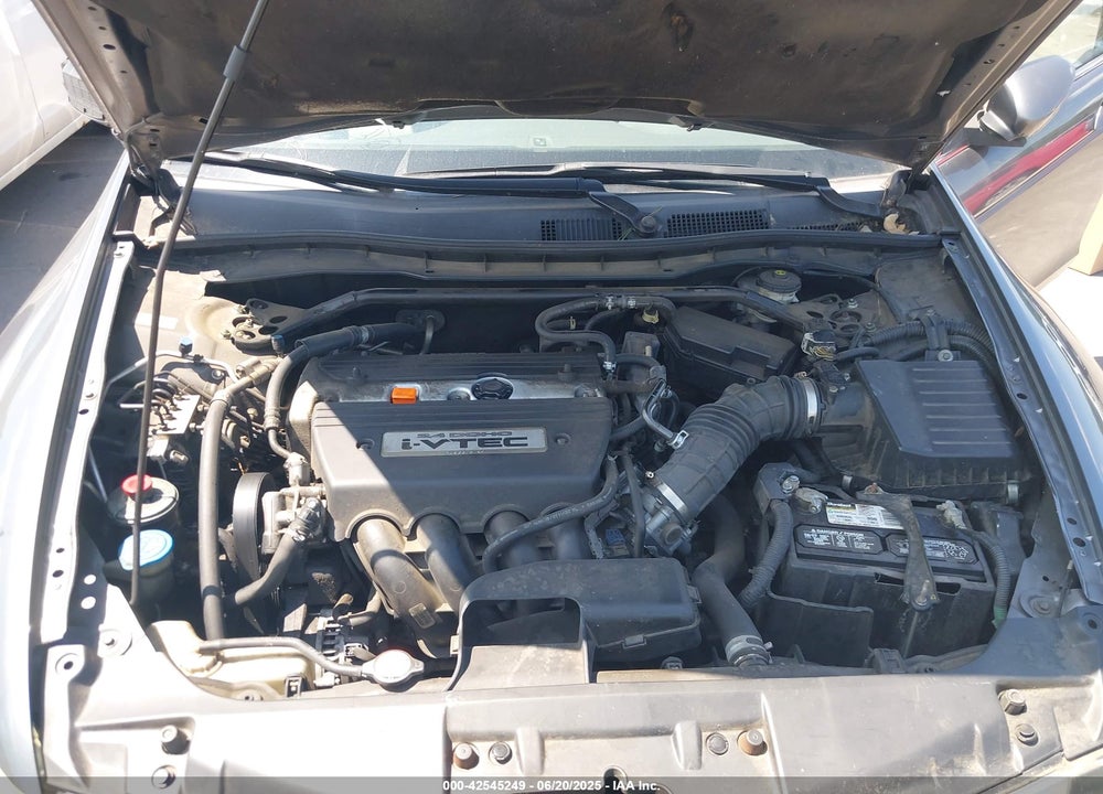 2008 HONDA ACCORD VIN: 1HGCP26868A025073