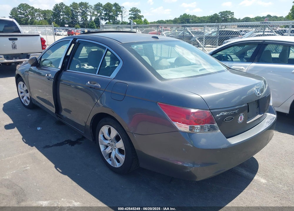 2008 HONDA ACCORD VIN: 1HGCP26868A025073