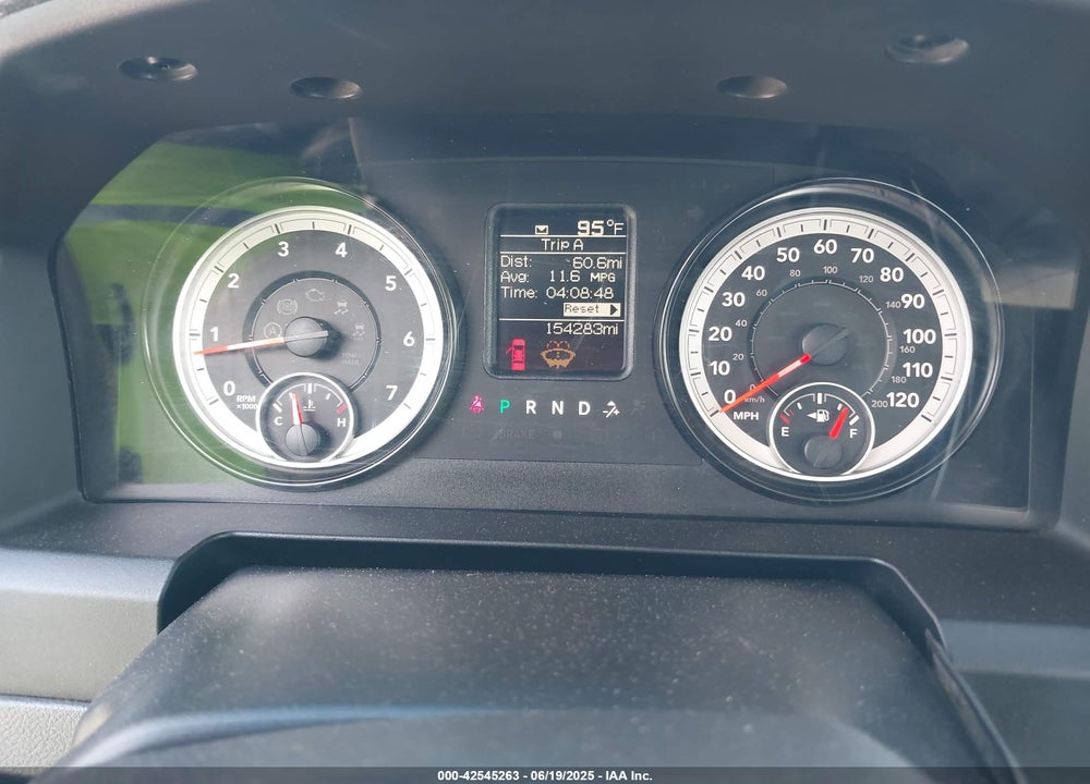 2015 RAM 1500 TRADESMAN VIN: 3C6JR7DT1FG660695