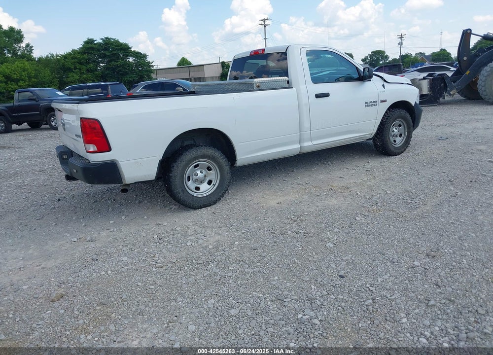 2015 RAM 1500 TRADESMAN VIN: 3C6JR7DT1FG660695