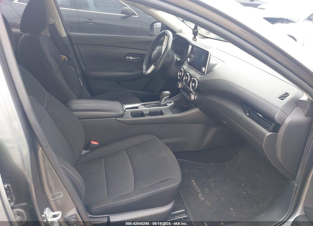 2022 NISSAN SENTRA SV XTRONIC CVT VIN: 3N1AB8CV8NY254852