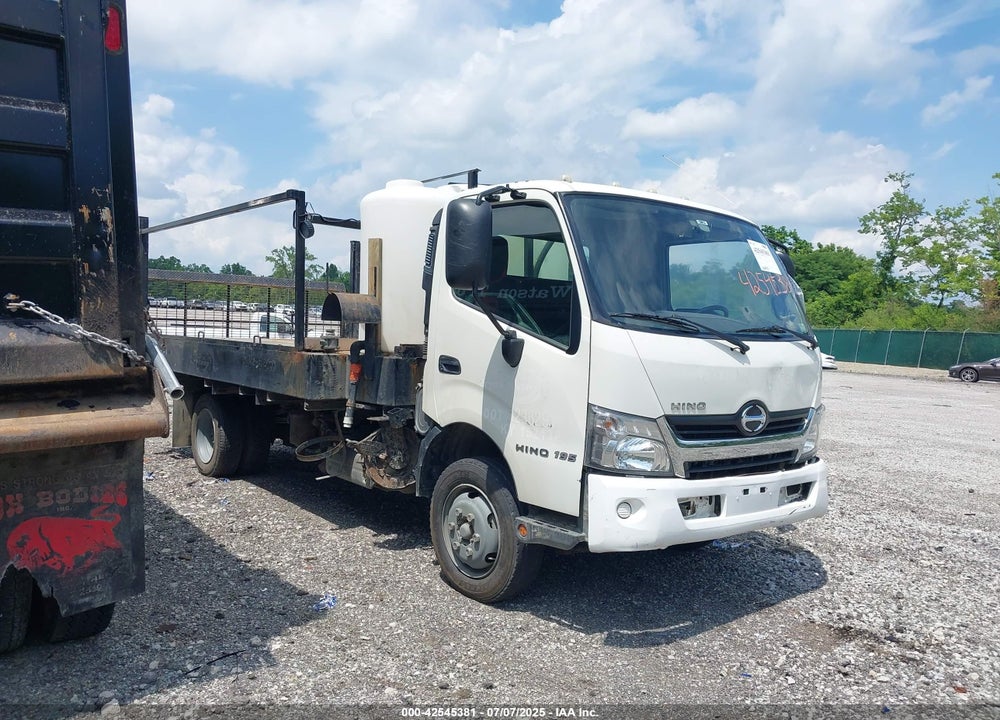 2015 HINO 195 VIN: JHHRDM2H5FK002147