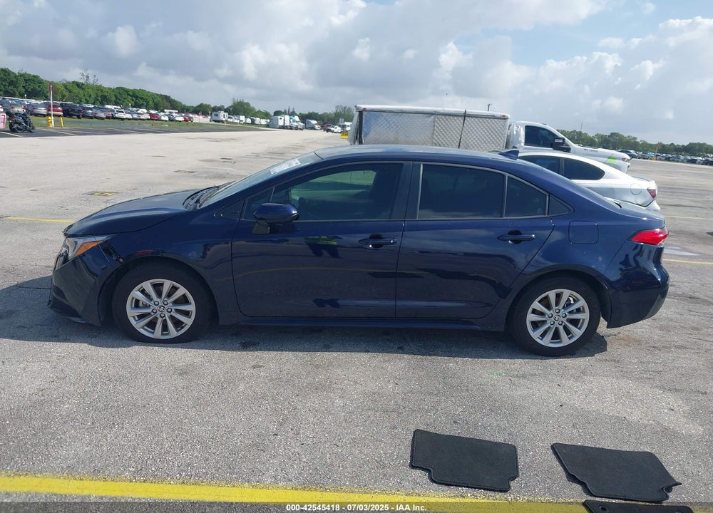 2025 TOYOTA COROLLA VIN: JTDBCMFE2S3083846