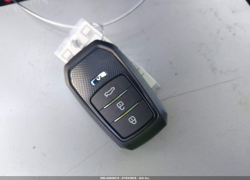 2025 TOYOTA COROLLA VIN: JTDBCMFE2S3083846