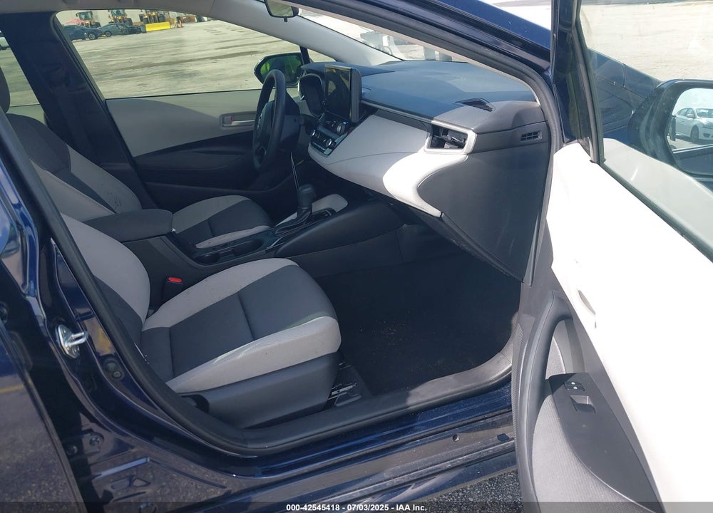 2025 TOYOTA COROLLA VIN: JTDBCMFE2S3083846