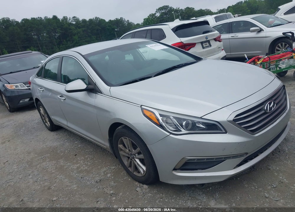 2015 HYUNDAI SONATA SE VIN: 5NPE24AFXFH079554