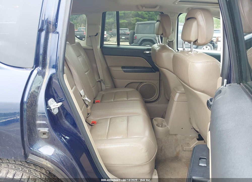 2012 JEEP COMPASS VIN: 1C4NJDEB6CD656026