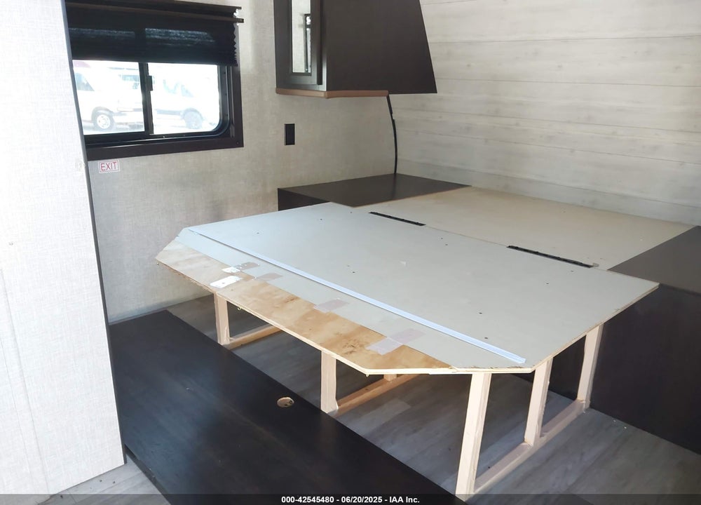 2022 JAYCO JAY FLIGHT SLX TRAVEL TRAILER VIN: 1UJBJ0BL3N17Z1431