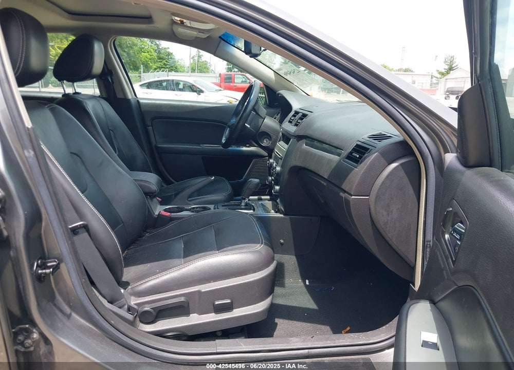 2010 FORD FUSION VIN: 3FAHP0JA5AR371202