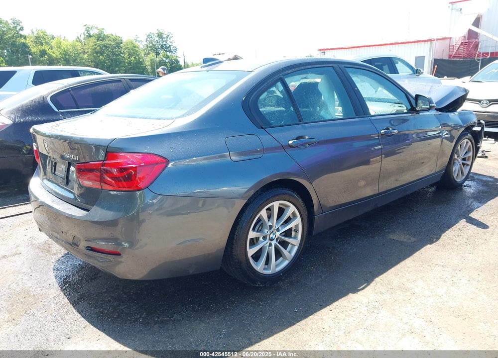 2016 BMW 3 SERIES VIN: WBA8A3C52GK689284