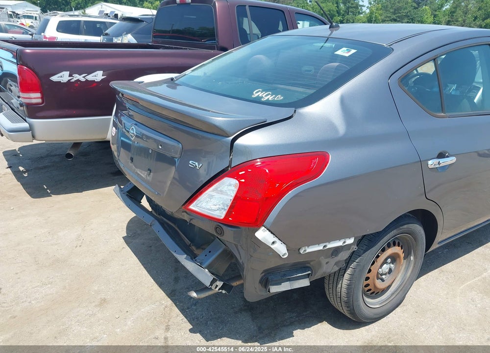 2017 NISSAN VERSA VIN: 3N1CN7AP1HL895082