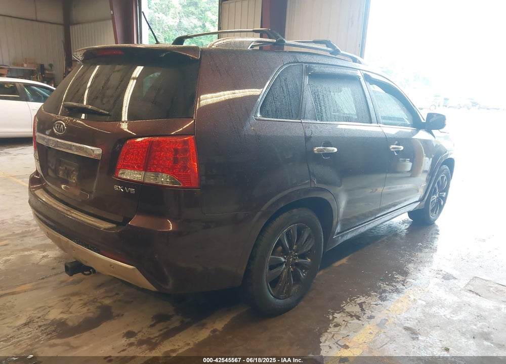 2012 KIA SORENTO VIN: 5XYKWDA25CG195297