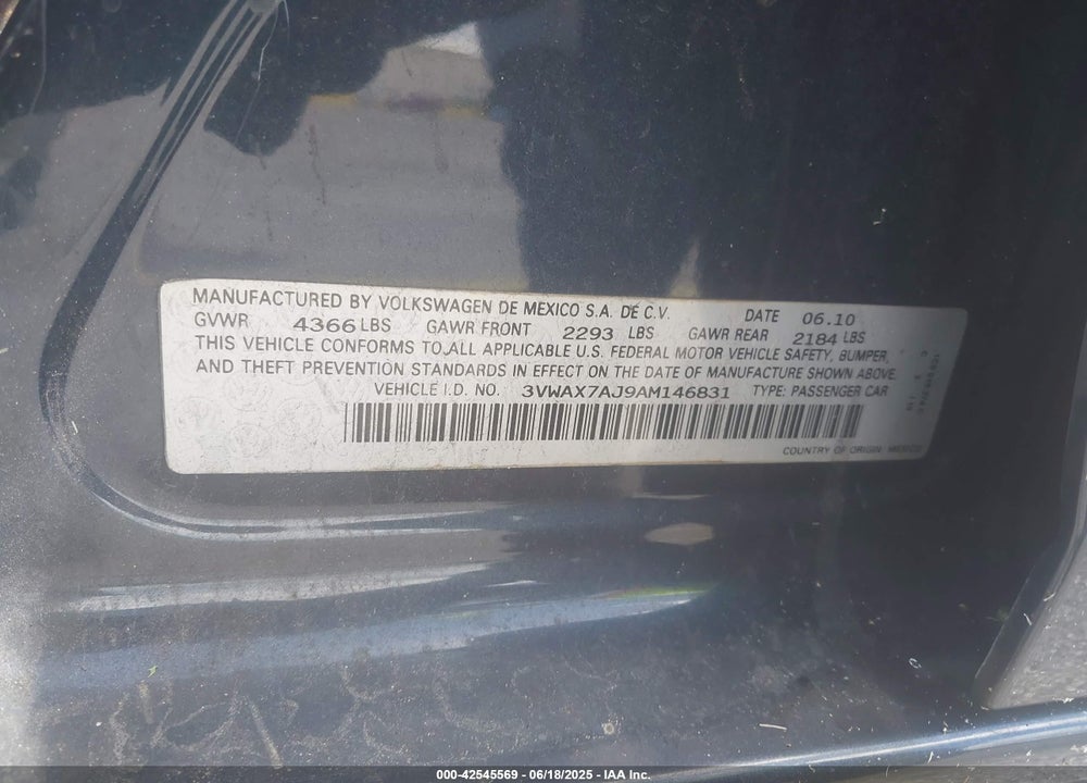 2010 VOLKSWAGEN JETTA VIN: 3VWAX7AJ9AM146831