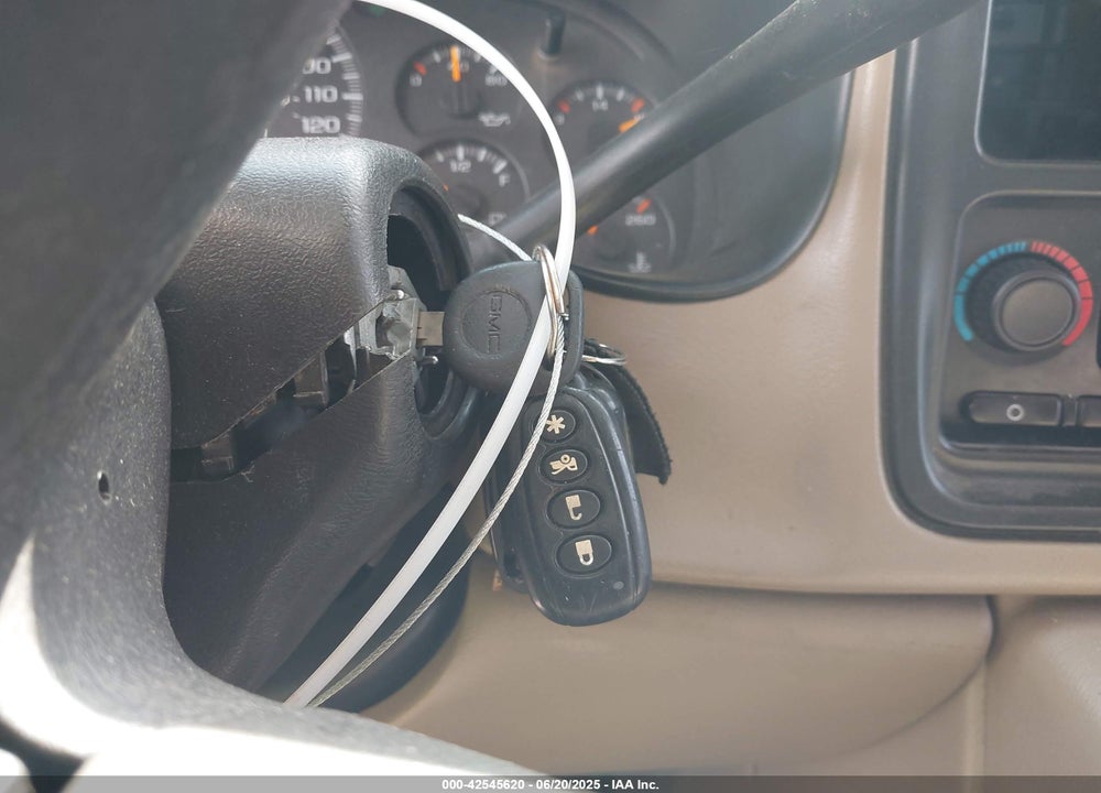 2006 CHEVROLET SILVERADO K2500 HEAVY DUTY VIN: 1GCHK23U56F109356