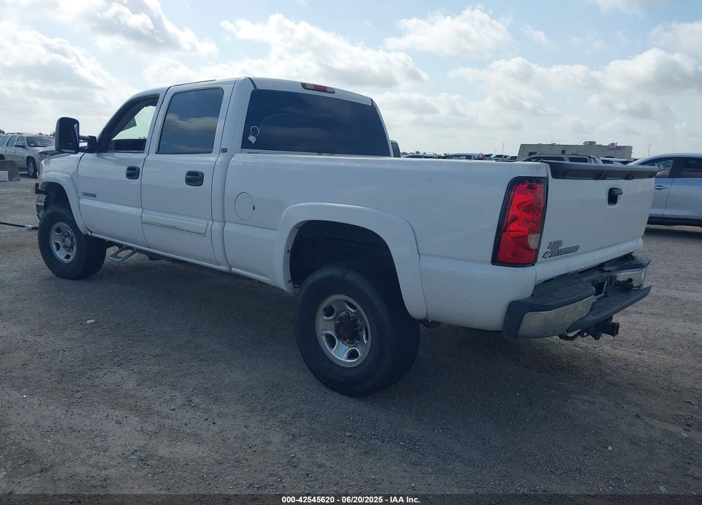 2006 CHEVROLET SILVERADO K2500 HEAVY DUTY VIN: 1GCHK23U56F109356