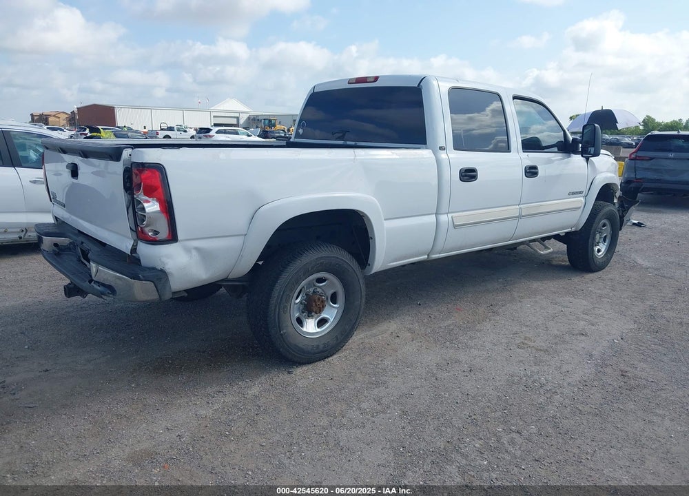 2006 CHEVROLET SILVERADO K2500 HEAVY DUTY VIN: 1GCHK23U56F109356