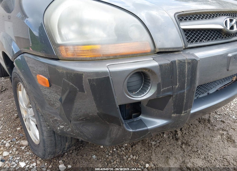 2009 HYUNDAI TUCSON GLS VIN: KM8JM12B69U936042