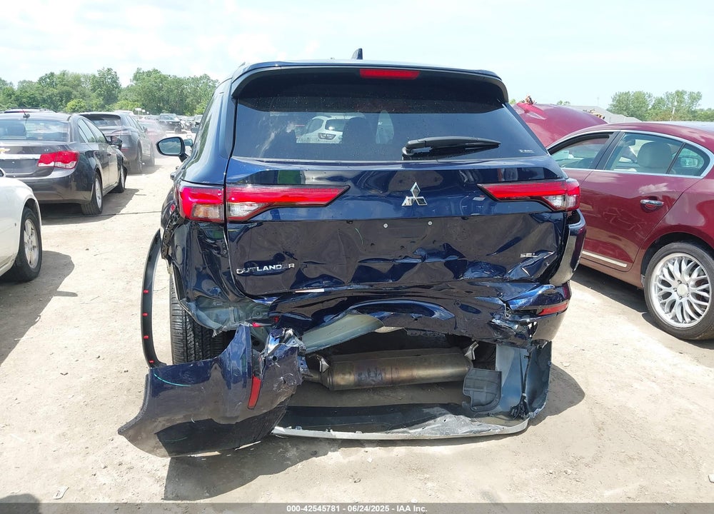 2024 MITSUBISHI OUTLANDER VIN: JA4J4WA8XRZ022302