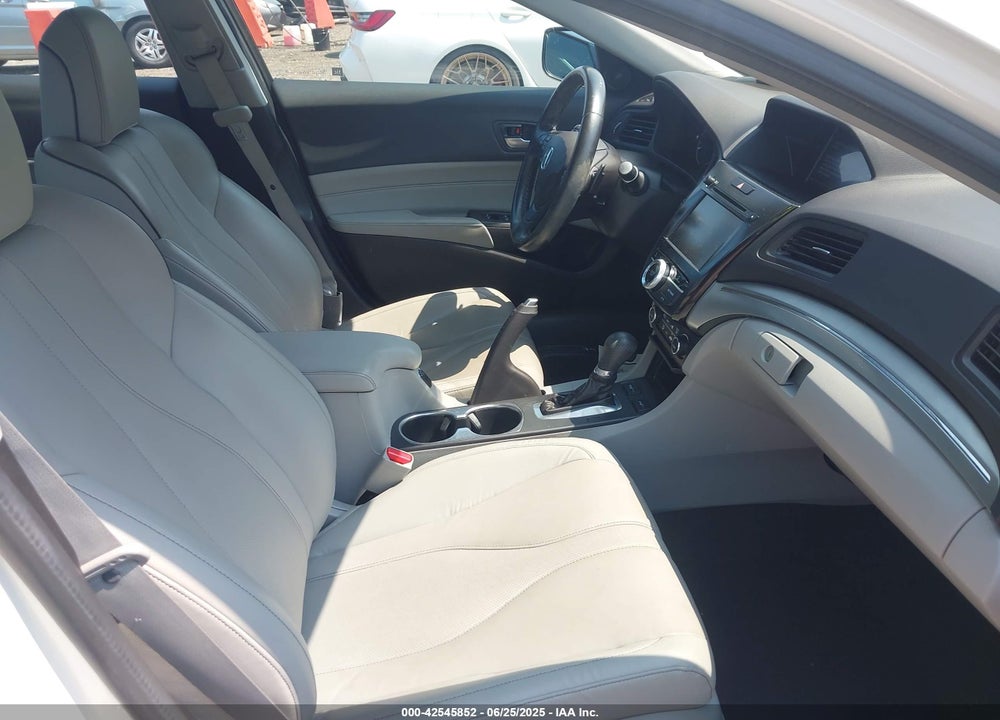 2019 ACURA ILX PREMIUM PACKAGE/TECHNOLOGY PACKAGE VIN: 19UDE2F78KA012219