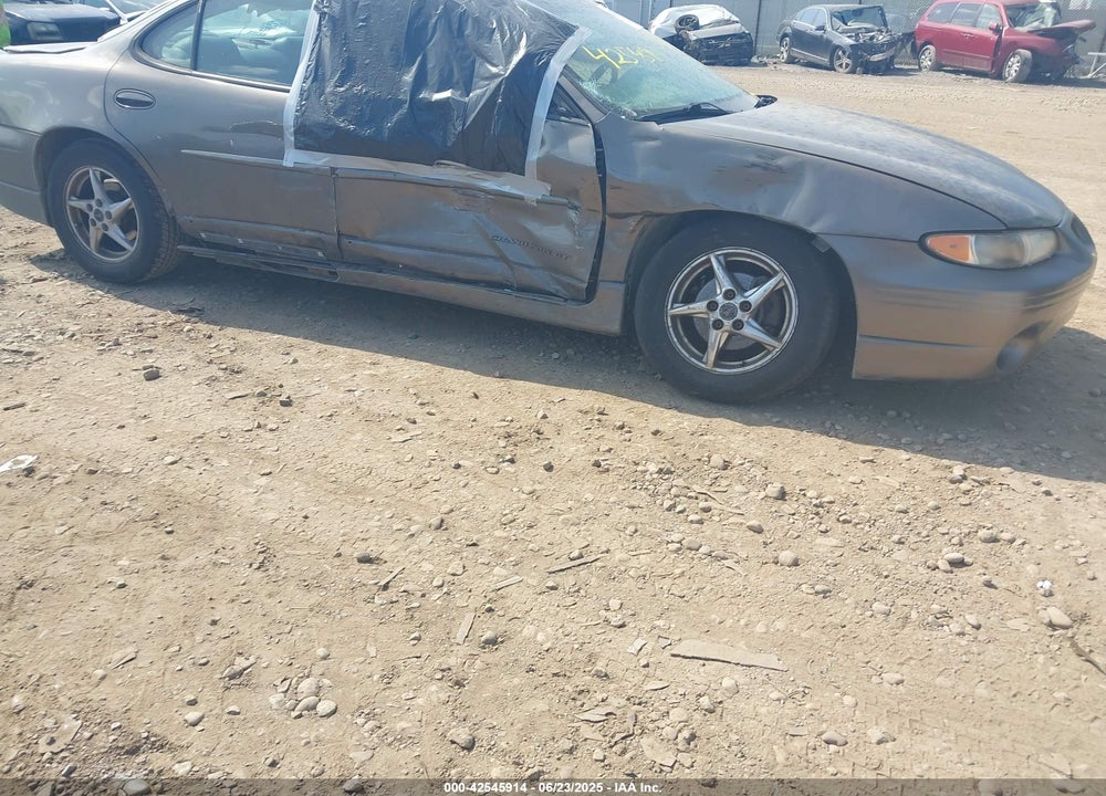 2003 PONTIAC GRAND PRIX GT VIN: 1G2WP52KX3F171197