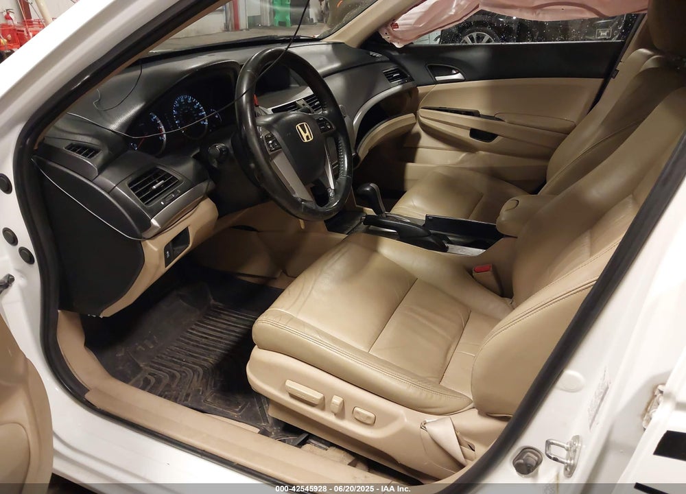 2012 HONDA ACCORD VIN: 1HGCP2F62CA212060