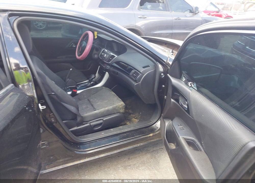2017 HONDA ACCORD VIN: 1HGCR2F3XHA072718