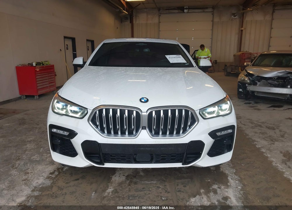2021 BMW X6 VIN: 5UXCY6C02M9F21776