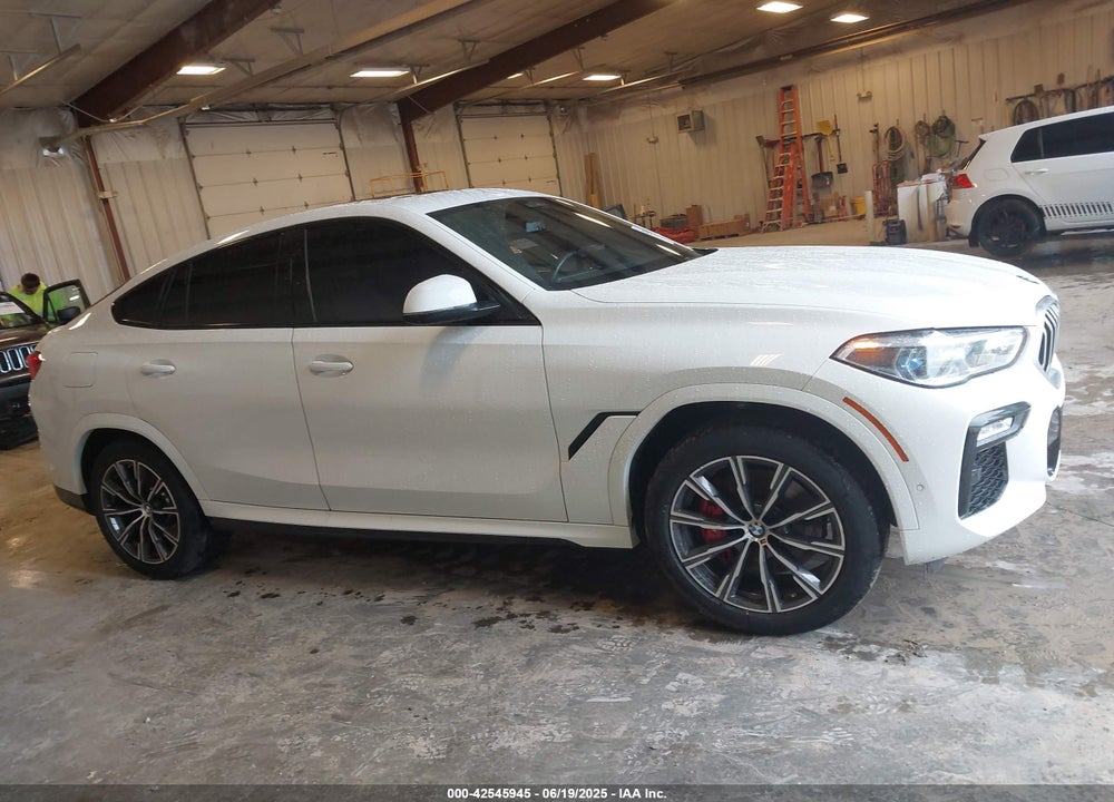 2021 BMW X6 VIN: 5UXCY6C02M9F21776