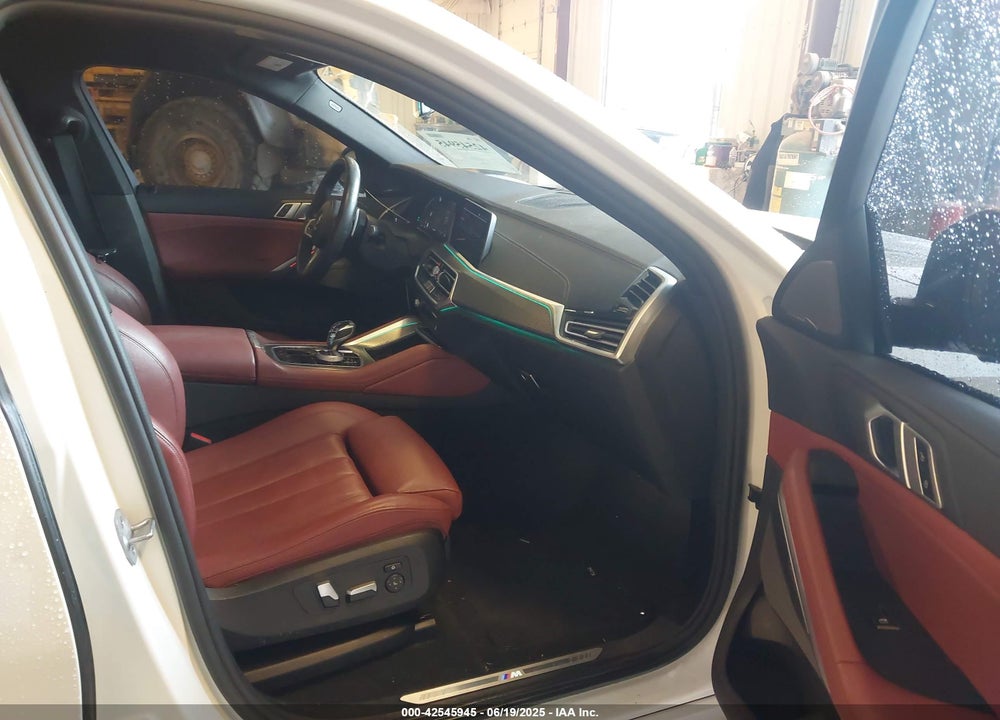 2021 BMW X6 VIN: 5UXCY6C02M9F21776