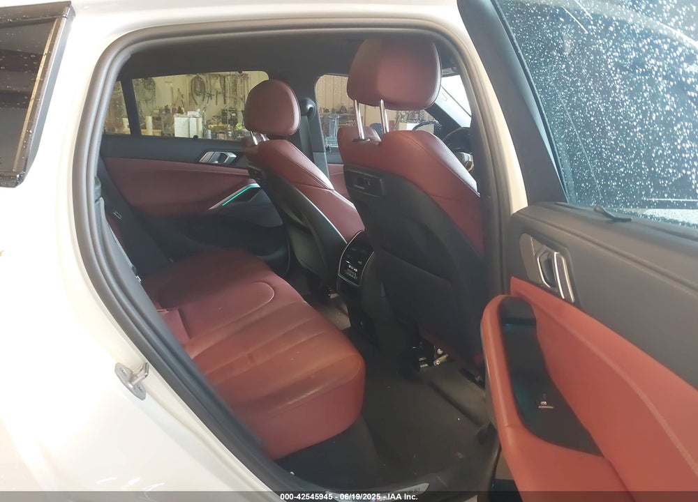 2021 BMW X6 VIN: 5UXCY6C02M9F21776