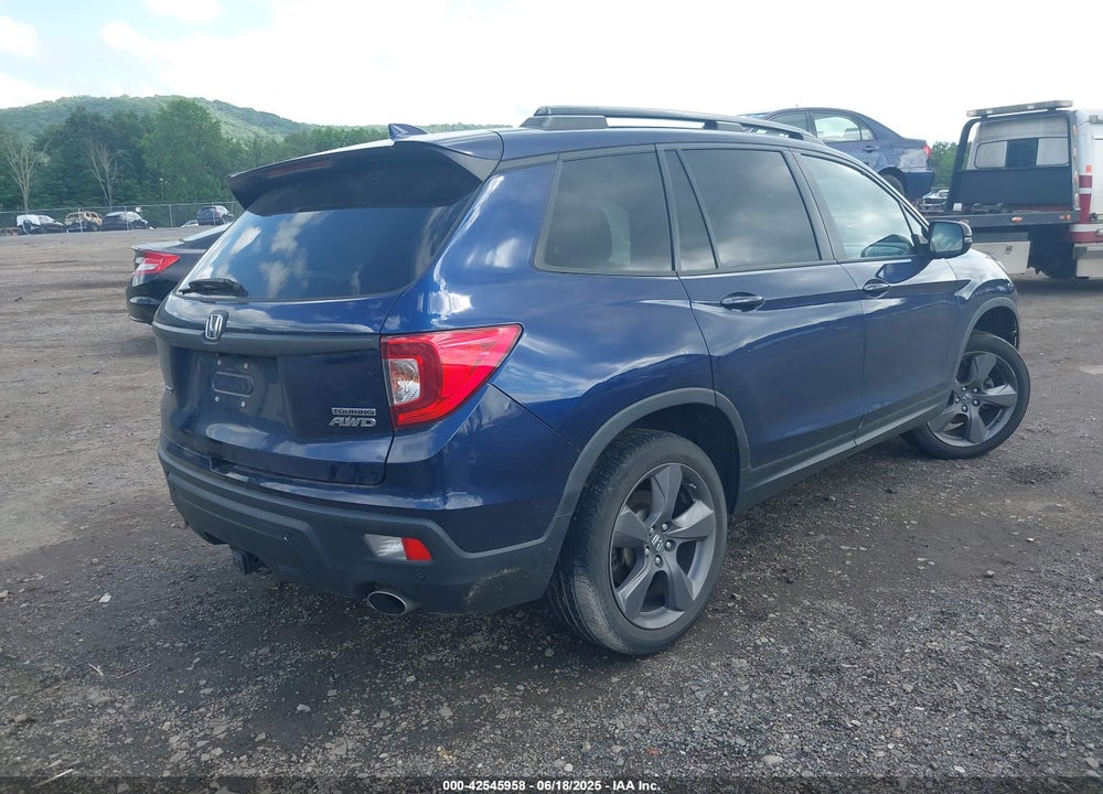2021 HONDA PASSPORT VIN: 5FNYF8H94MB008788