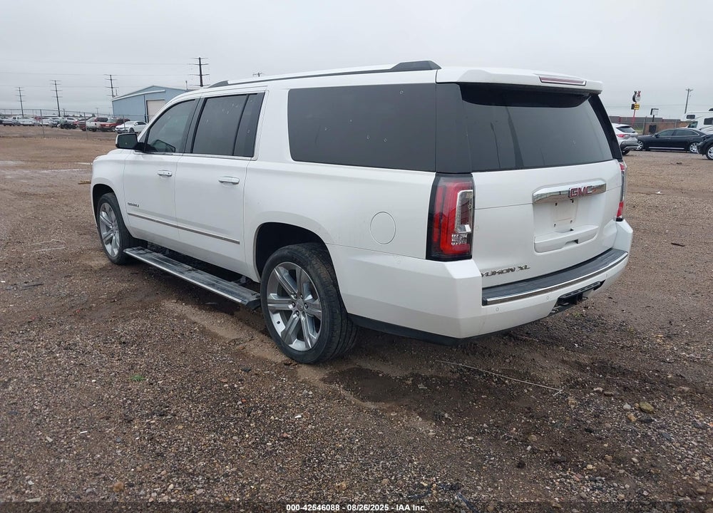 2016 GMC YUKON XL DENALI VIN: 1GKS2HKJ8GR139665