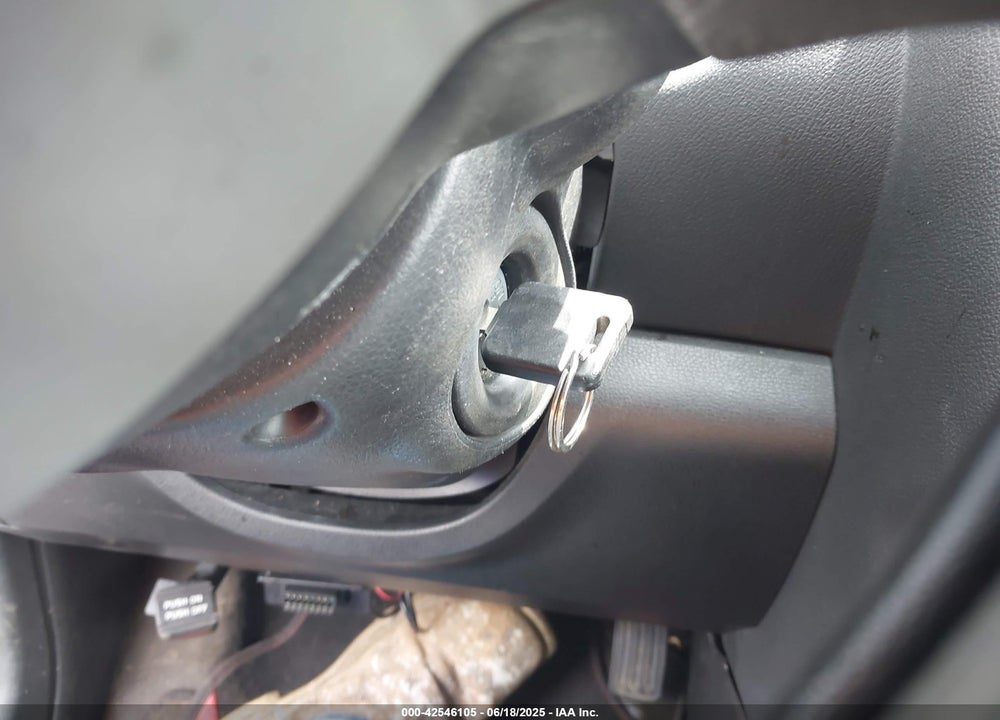 2015 NISSAN ROGUE SELECT S VIN: JN8AS5MV3FW251669