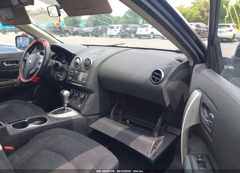 2015 NISSAN ROGUE SELECT S VIN: JN8AS5MV3FW251669