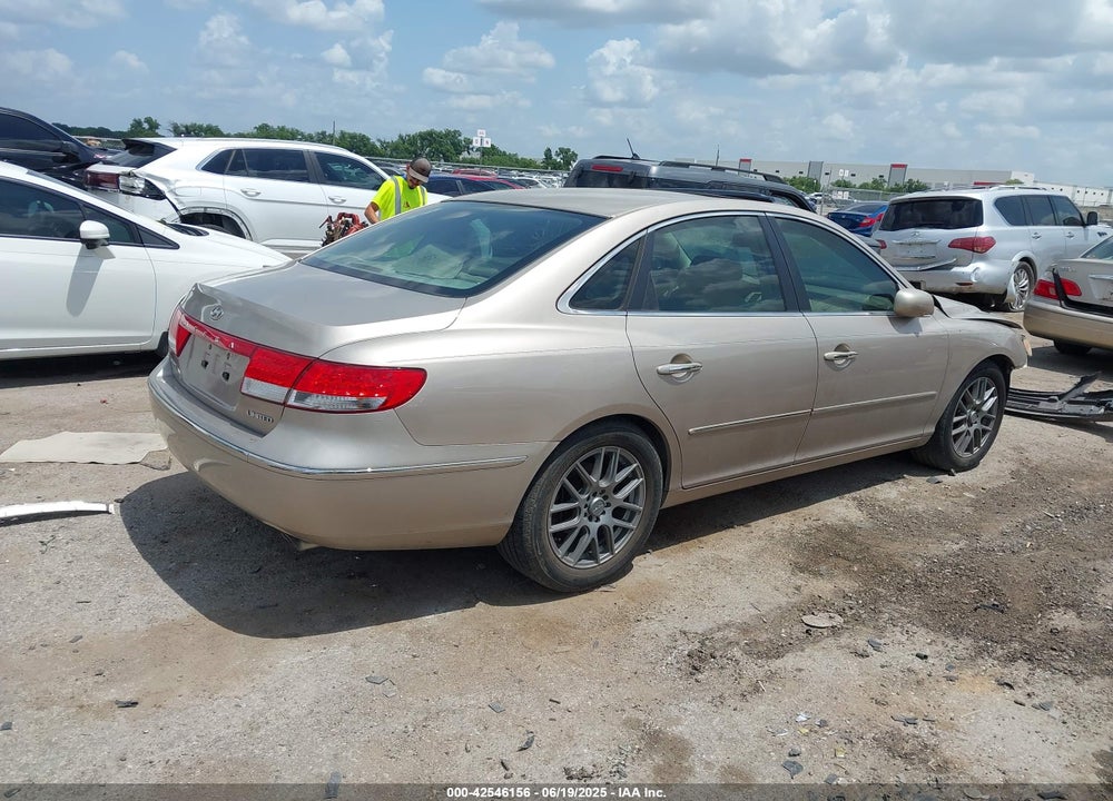 2006 HYUNDAI AZERA VIN: KMHFC46F56A052338