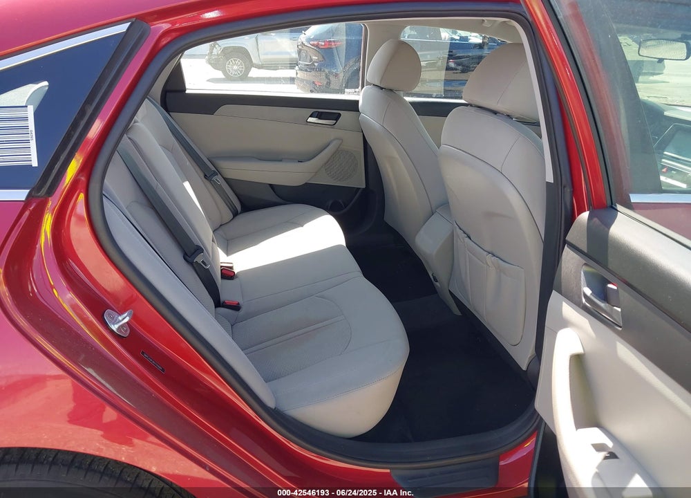 2019 HYUNDAI SONATA VIN: 5NPE24AF2KH744084