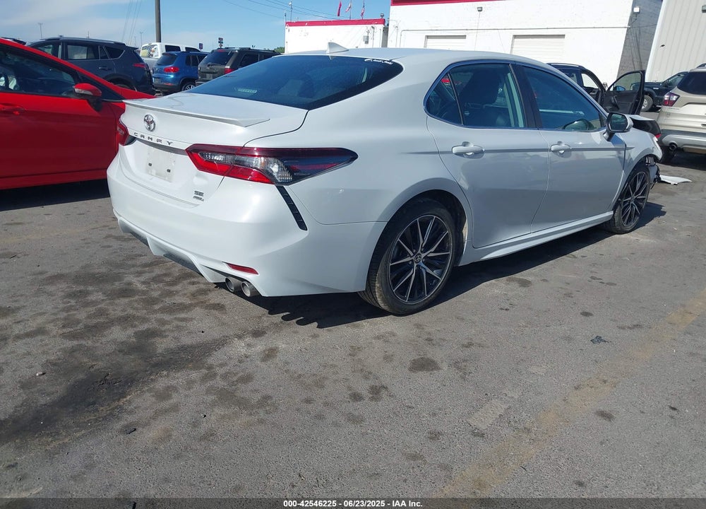 2024 TOYOTA CAMRY SE VIN: 4T1G11BK5RU108132